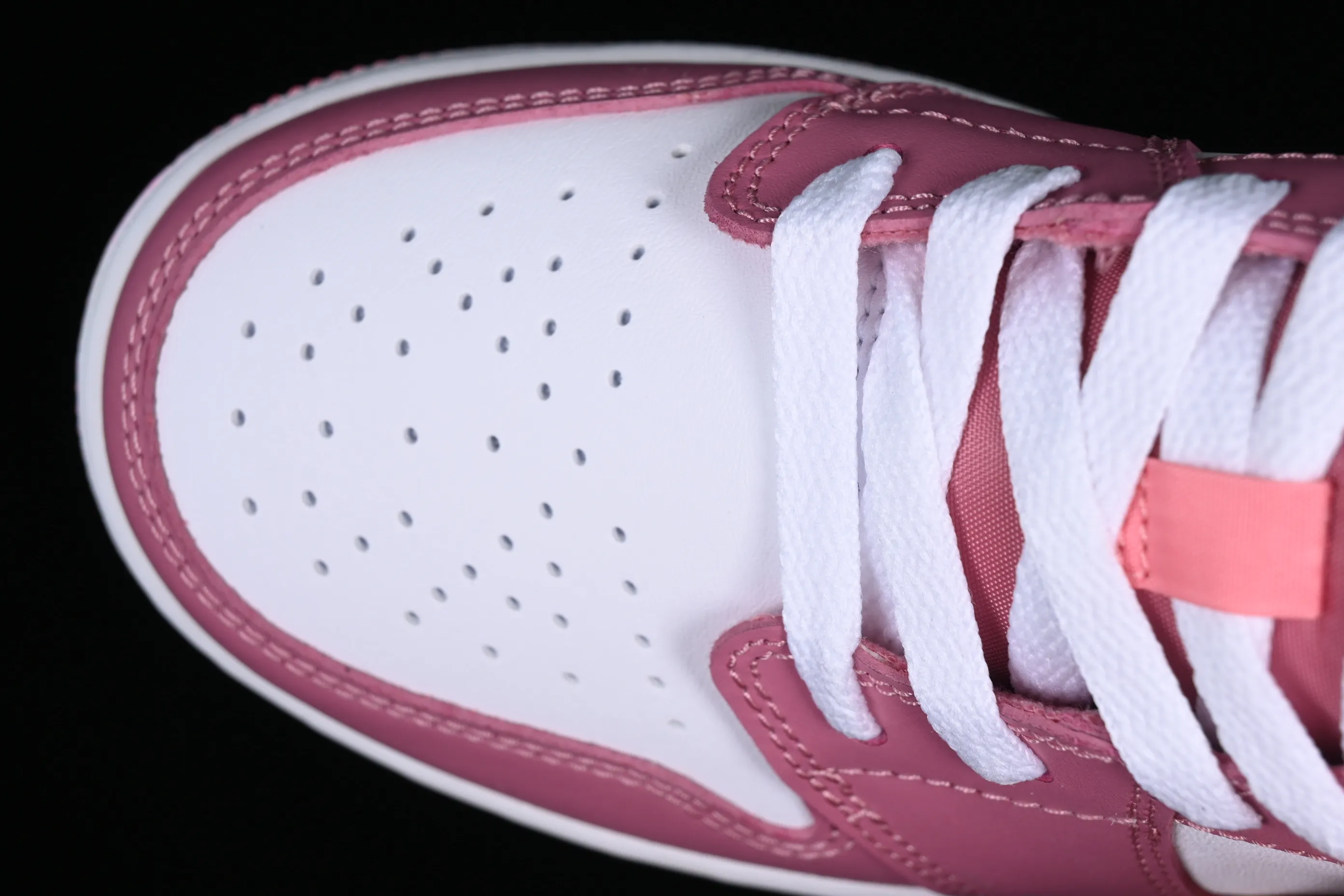All categories Air Jordan Jordan series basketball shoes Air Jordan 1 Low G version pure original Air Jordan 1 Low "Desert Berry" AJ1 Joe 1 pink and white low-top cultural basketball shoes 553560-616